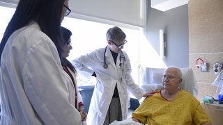 Postoperative delirium in seniors: Recognizing the symptoms, reducing the risks - Featured image