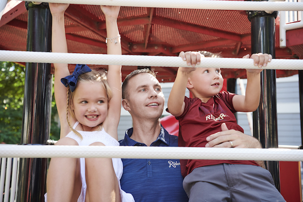 Scott Burchett and his two older children.