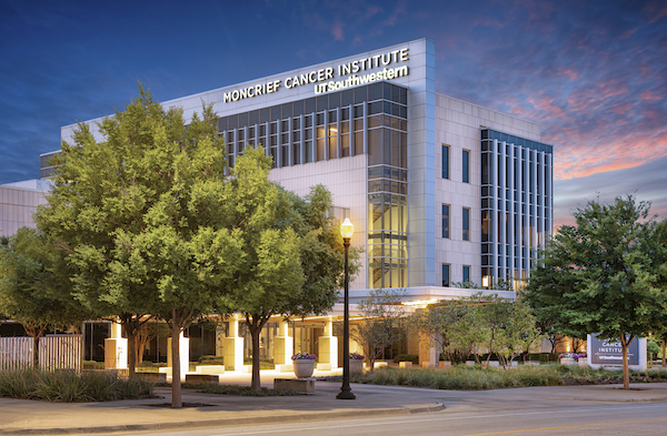 UT Southwestern Harold C. Simmons Comprehensive Cancer Center at Moncrief Cancer Institute exterior